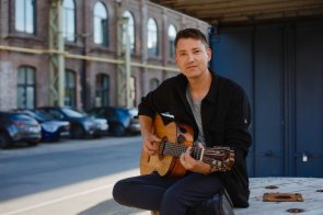 Daniel Stelter Daniel Stelter, Künstler bei den Gitarrenkonzerte 2026 im Stadtmuseum