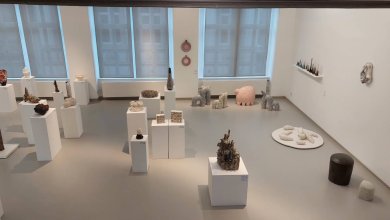 Blick in die Ausstellung zum 6. Internationalen Keramikpreis Siegburg