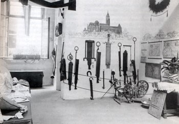 Ausstellungsraum in der Abtei 1916